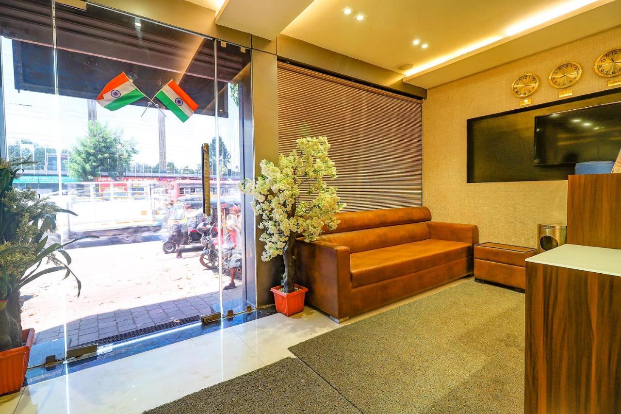 Fabhotel Grand Heritage - Nr Bkc Mumbai Exterior photo